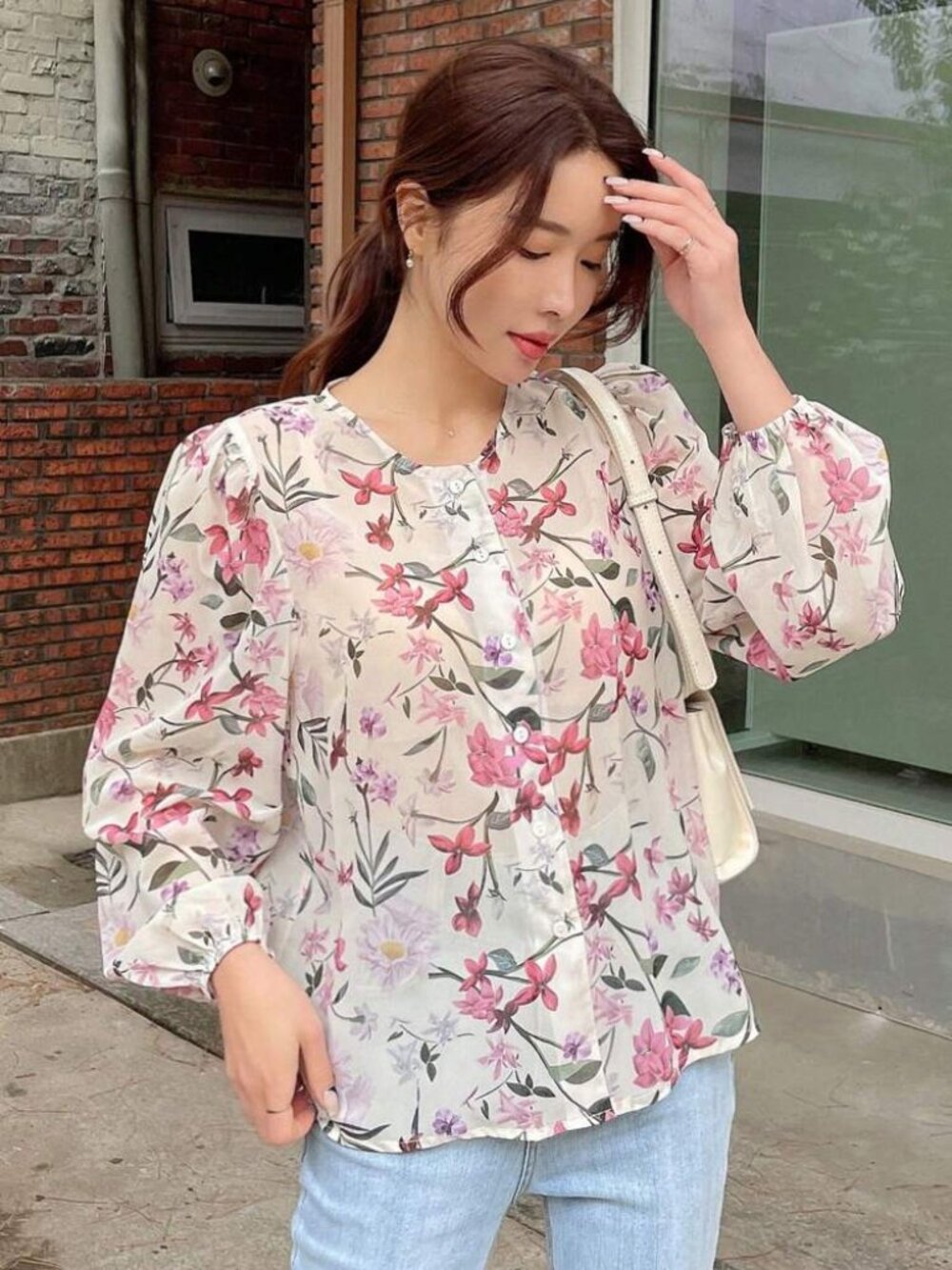 DAZY Floral Print Lantern Sleeve Blouse